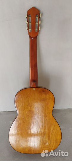 Акустическая гитара