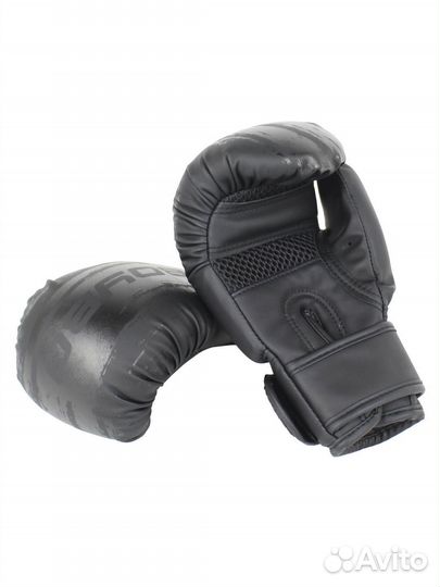 Боксерские перчатки