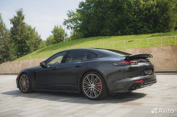 Аренда Porsсhe Panamera GTS