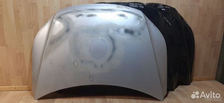 Капот Volkswagen