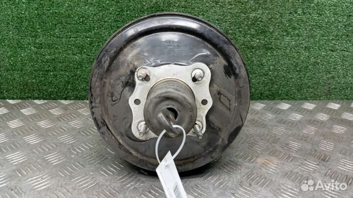 Вакуумник тормозной Chrysler 300C