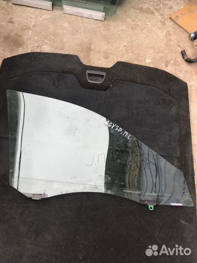 Стекло двери переднее левое Toyota Camry ACV30