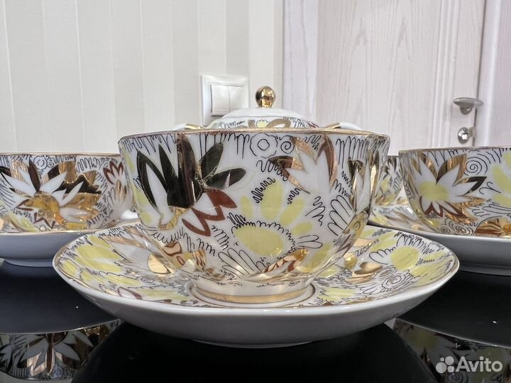 Чайный сервиз на 12 персон