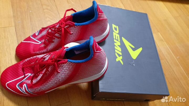 Футзалки demix