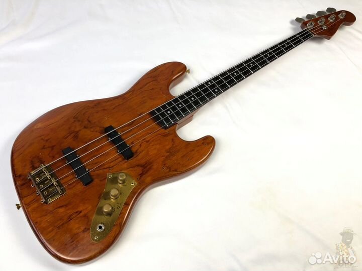 Бас гитара Argus jazz bass