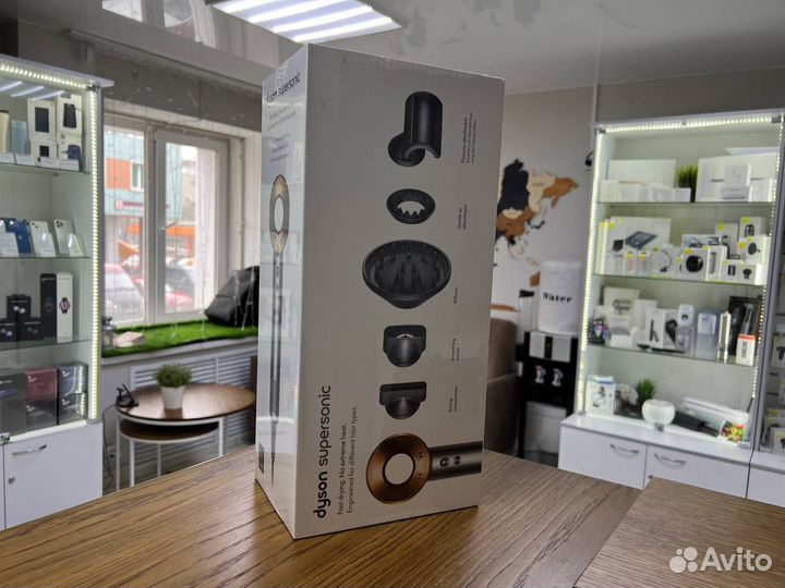 Фен Dyson Supersonic HD08