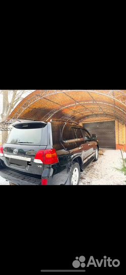 Toyota Land Cruiser 4.5 AT, 2015, 130 000 км