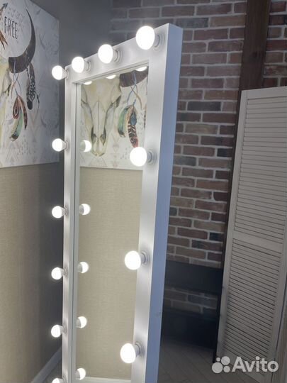 Гримерное зеркало