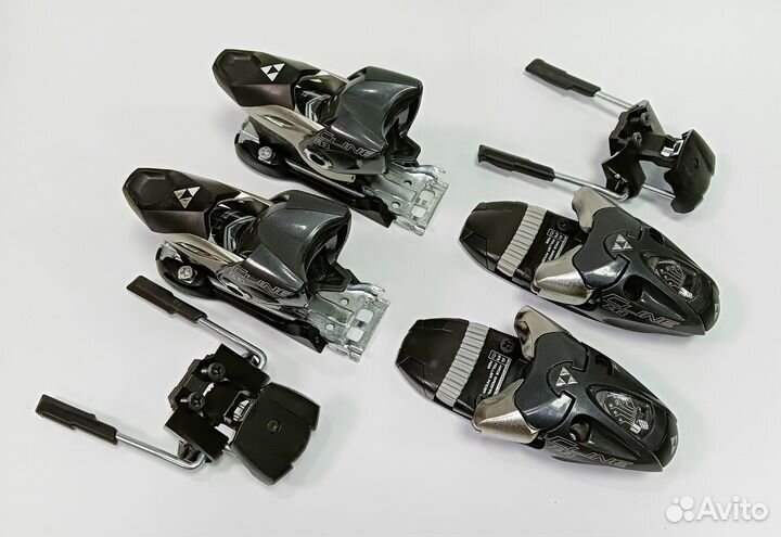 Крепления для горных лыж fischer Z13, новые