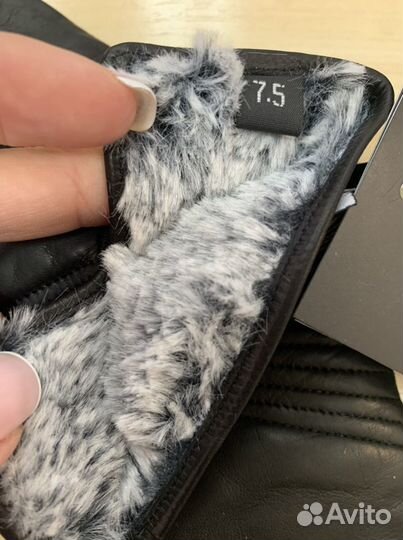 Перчатки женские кожаные новые