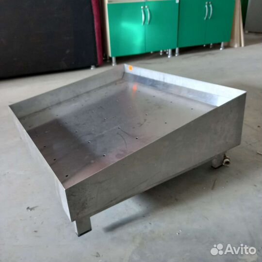 Стол рыба на льду