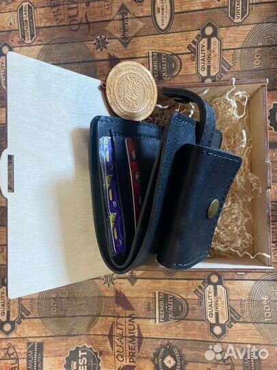 Мужской кожаный кошелек ручной работы