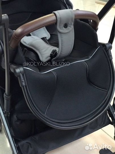 Коляска с реверсом Fest Lux серый