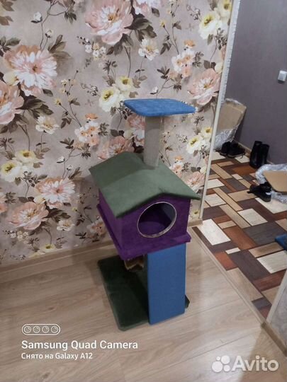 Домик с когтеточкой