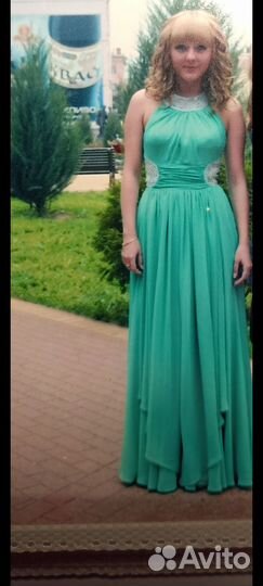 Платье вечернее