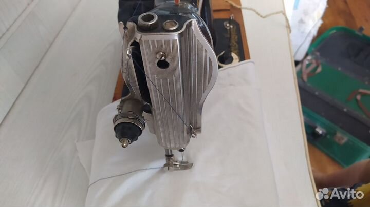 Швейная машина Подольск с электроприводом