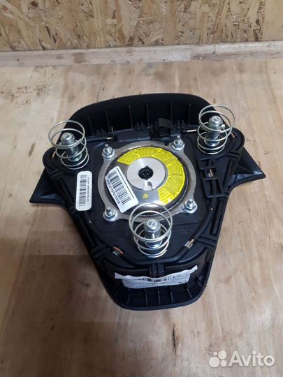 Подушка безопасности в руль Kia Rio 3 Cerato Ceed