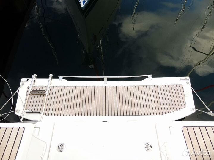 Парусная яхта Beneteau Oceanis 38