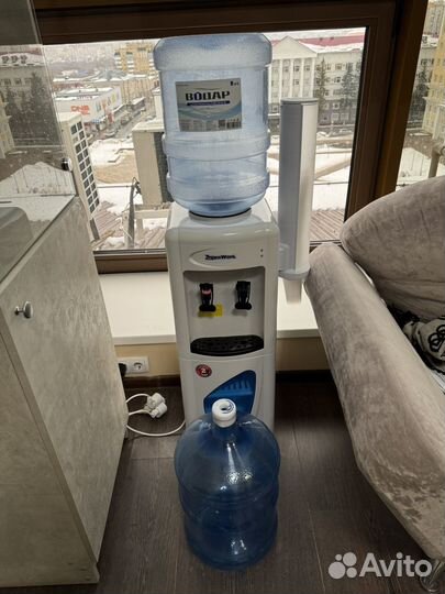 Кулер для воды