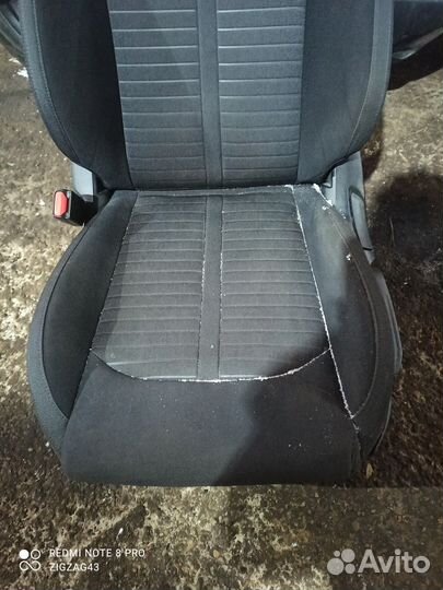 Сиденье (переднее, левое) (Kia K5 III)