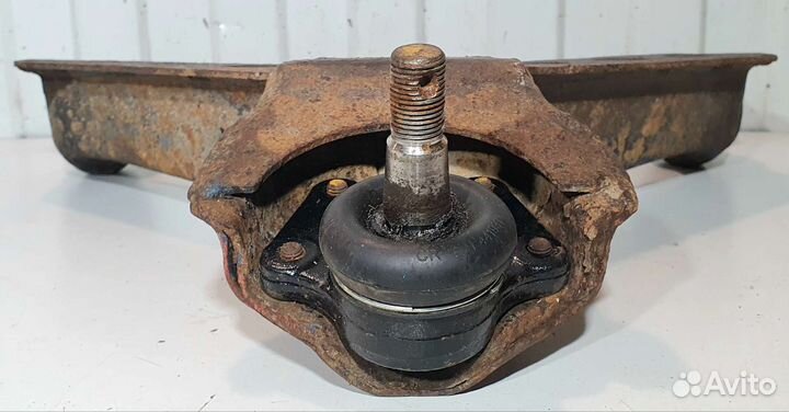 Рычаг передний нижний левый Kia Sportage I