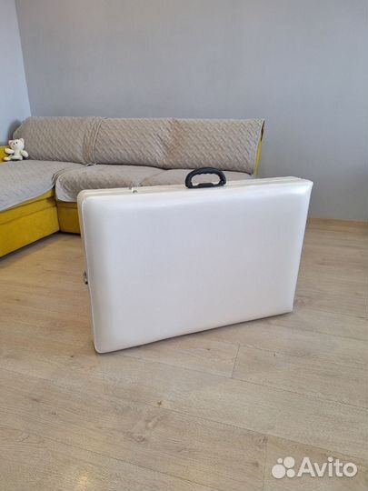 Кушетка косметологическая