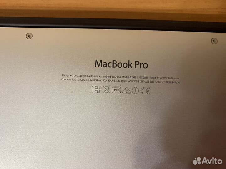 Macbook Pro 13,3 2015 256Gb