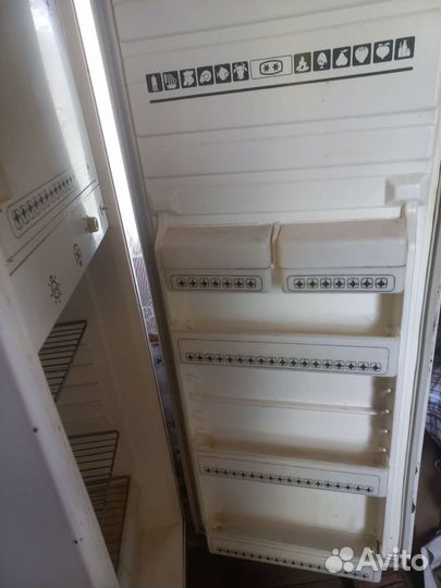 Холодильник 