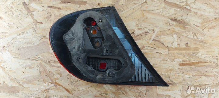 Фонарь задний правый Toyota Camry ACV30 2001-2006