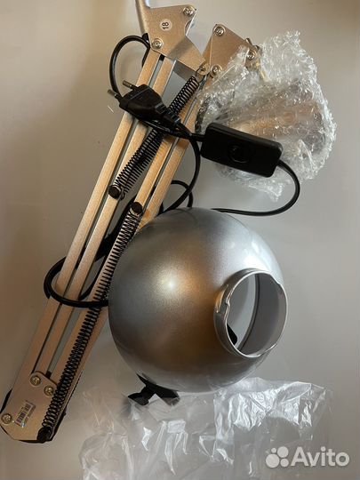 Лампа настольная