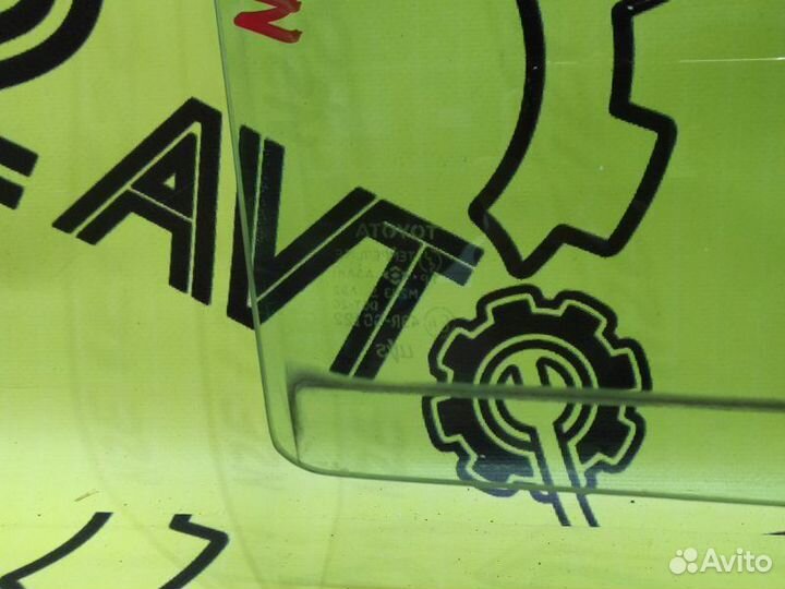 Стекло заднее правое Toyota Corolla Allex NZE121