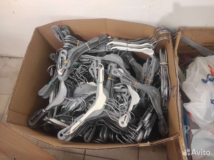 Вешалки 2х типов и размеров, читать описание