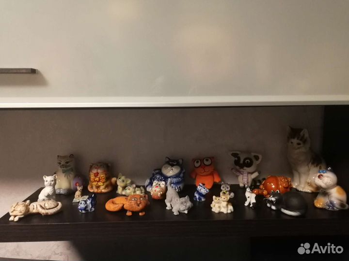 Статуэтки котов