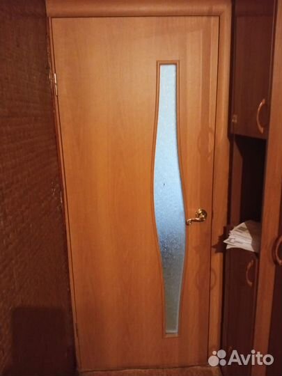 Дверь в комнату