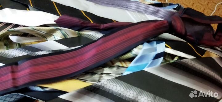 Галстуки брендовые