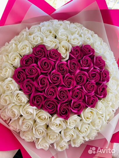 Букет из 201 151 101 51 мыльной розы