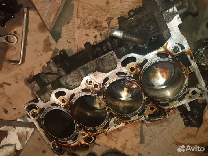 Блок цилиндров мазда