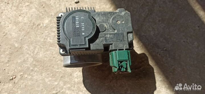 Датчик массового расхода воздуха Nissan x-trail