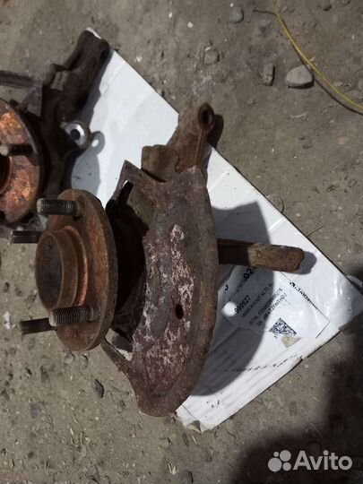 Кулак передний ниссан альмера классик