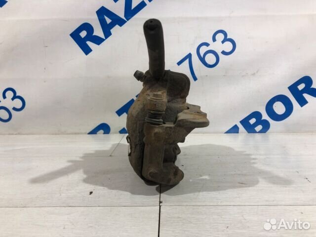 Суппорт передний левый peugeot 308 1.6 ат хетчбек