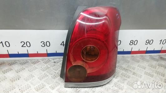 Фонарь задний правый toyota avensis T25 (6BR08MY01