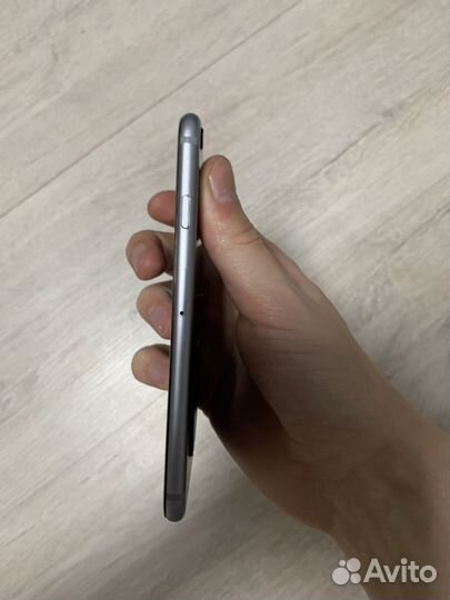 iPhone 6S, 64 ГБ