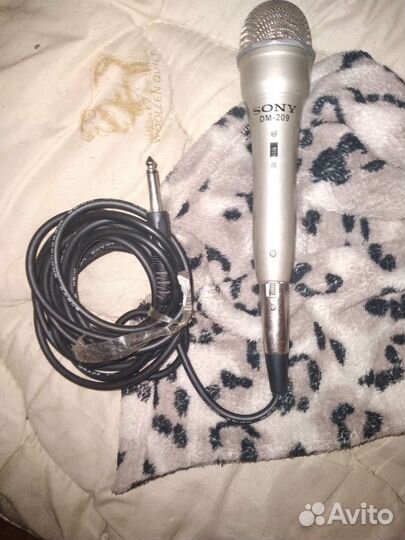 Микрофон Sony DM-209