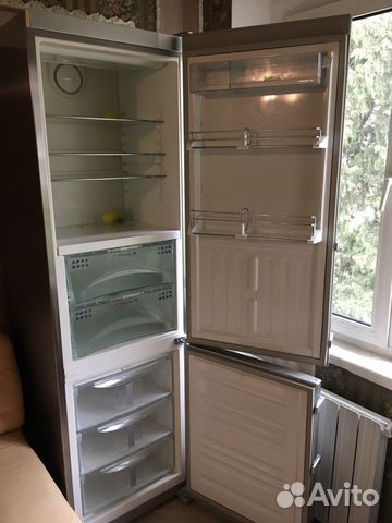 Холодильник Liebherr CBNes 3956-21