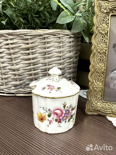 Джемница Royal Crown Derby. Англия