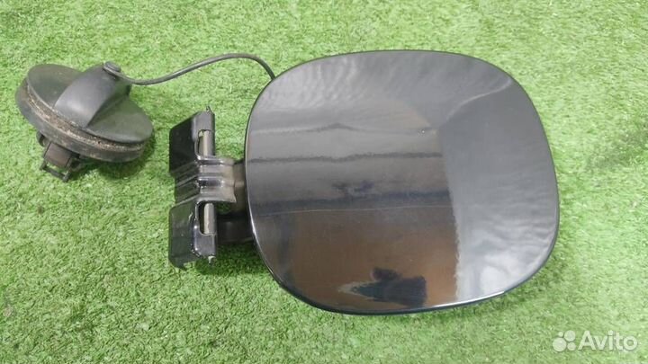 Лючок топливного бака Citroen C-Crosser 2007