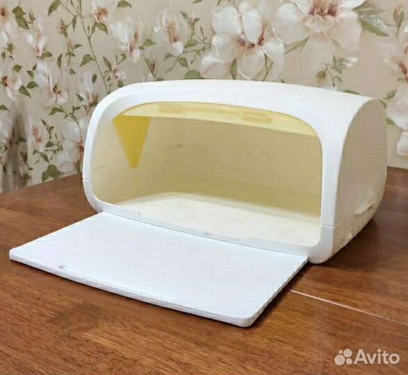 Умная хлебница Tupperware со встроенной решеткой с