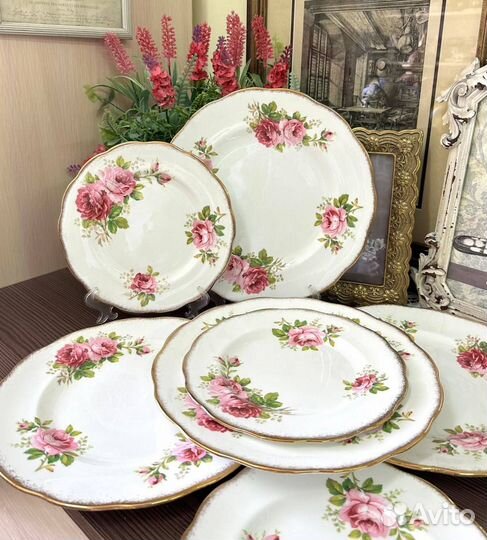 Тарелки Royal Albert серия American Beauty