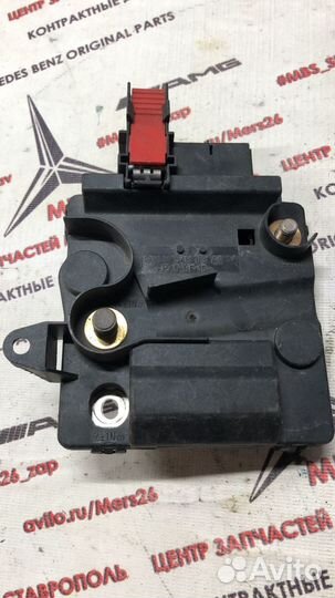 Блок плюсовой клемы w220 Mercedes