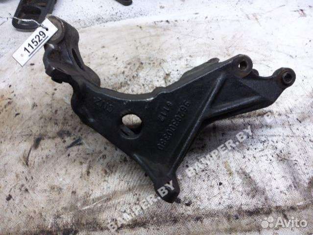 Кронштейн генератора Citroen Xantia 9626300380